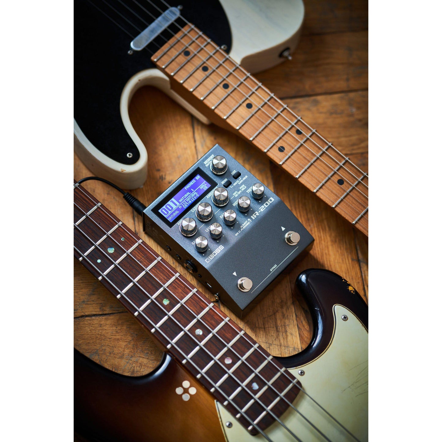 BOSS IR-200 Amp &amp; IR-skåp 