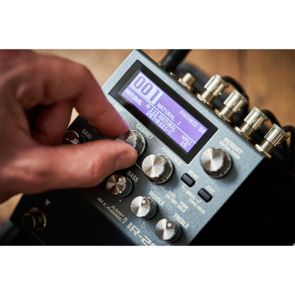 BOSS IR-200 Amp &amp; IR-skåp 