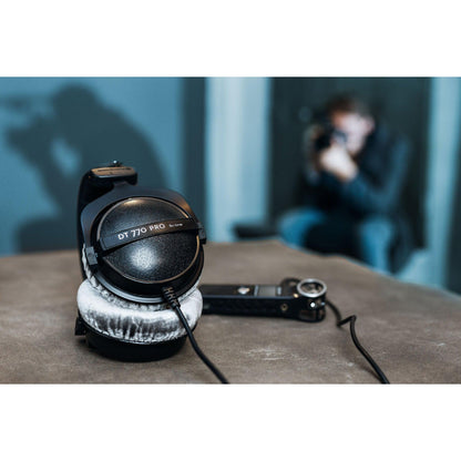 Beyerdynamic DT 770 PRO - lukket studio hovedtelefon