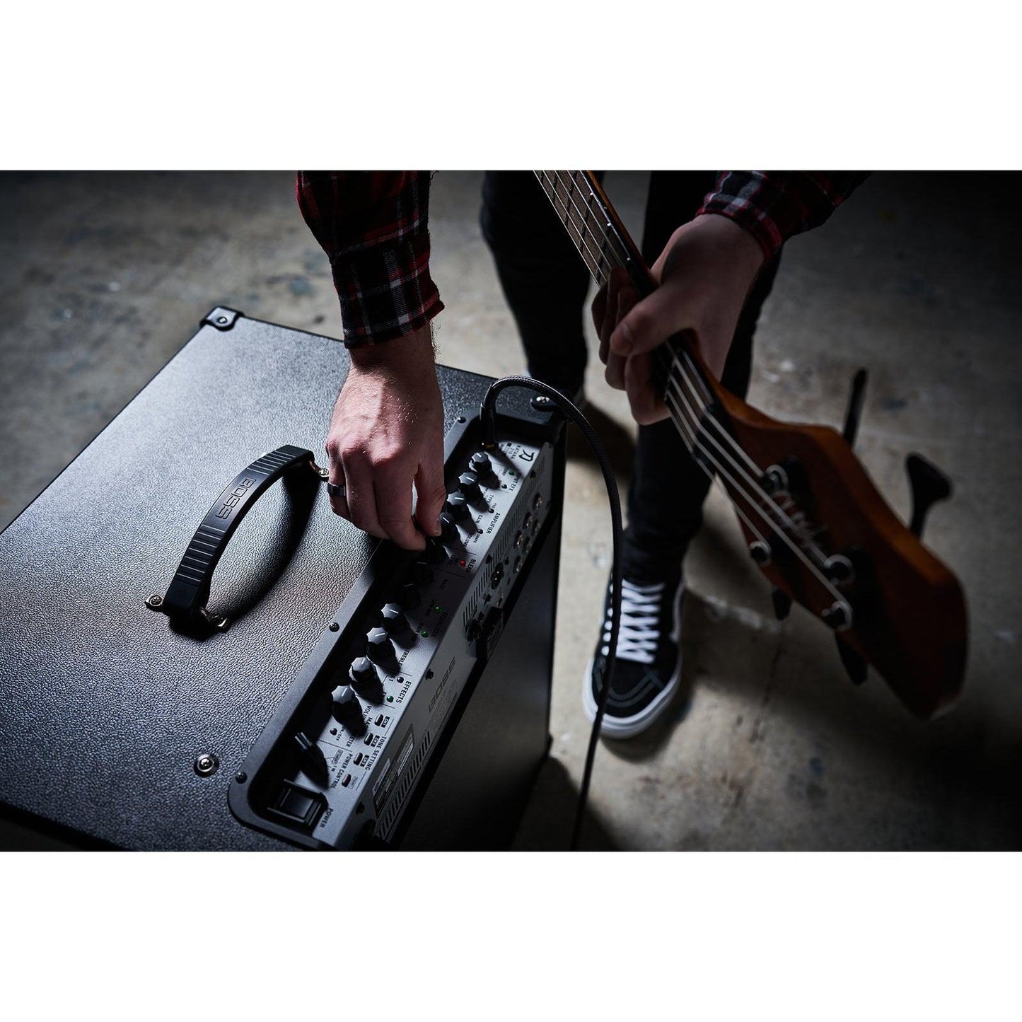 Boss Katana-210 Bass Basforstærker