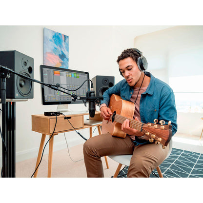 RØDE Complete Studio Kit med AI-1 & NT1