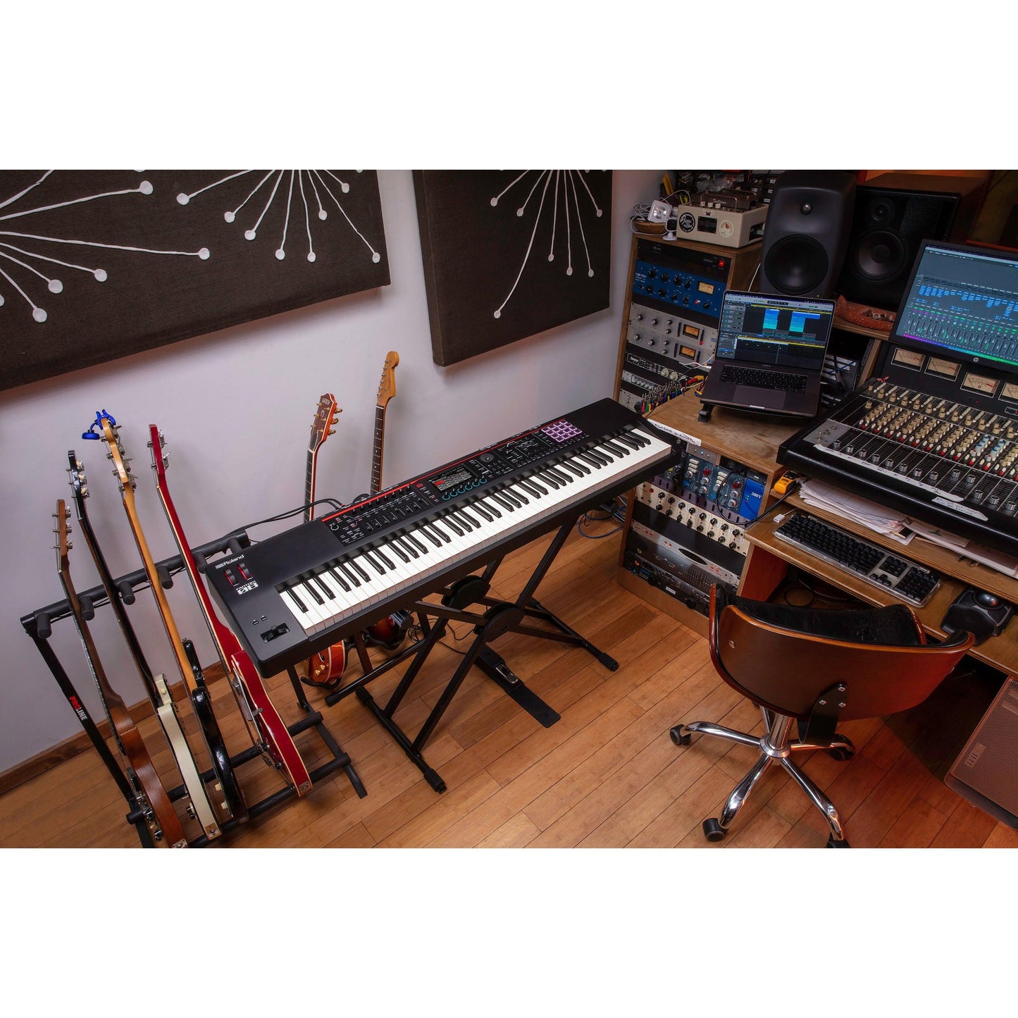 Roland Fantom-08 Workstation